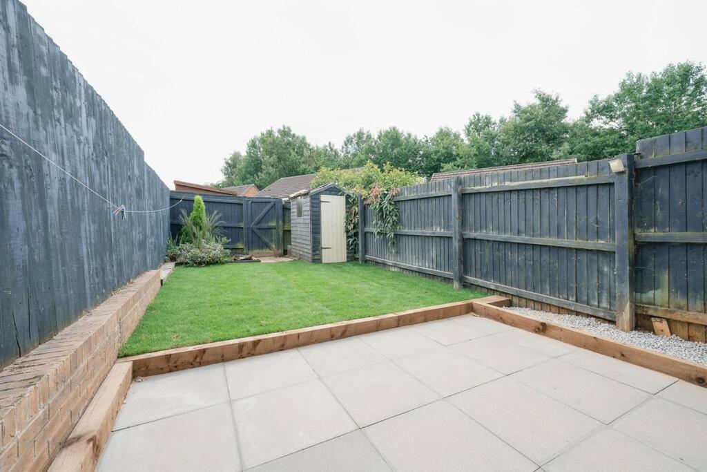 Stylish 2-Bed Home - For Company Contractor And Leisure Stays - Nec, Airport, Hs2, Contractors, Resort World Birmingham Exterior foto