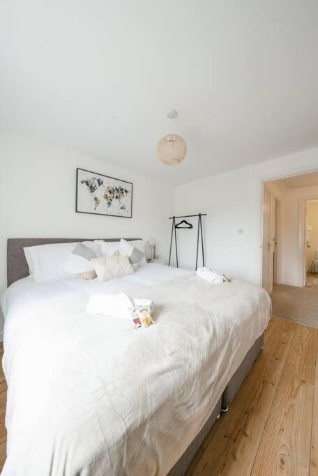 Stylish 2-Bed Home - For Company Contractor And Leisure Stays - Nec, Airport, Hs2, Contractors, Resort World Birmingham Exterior foto